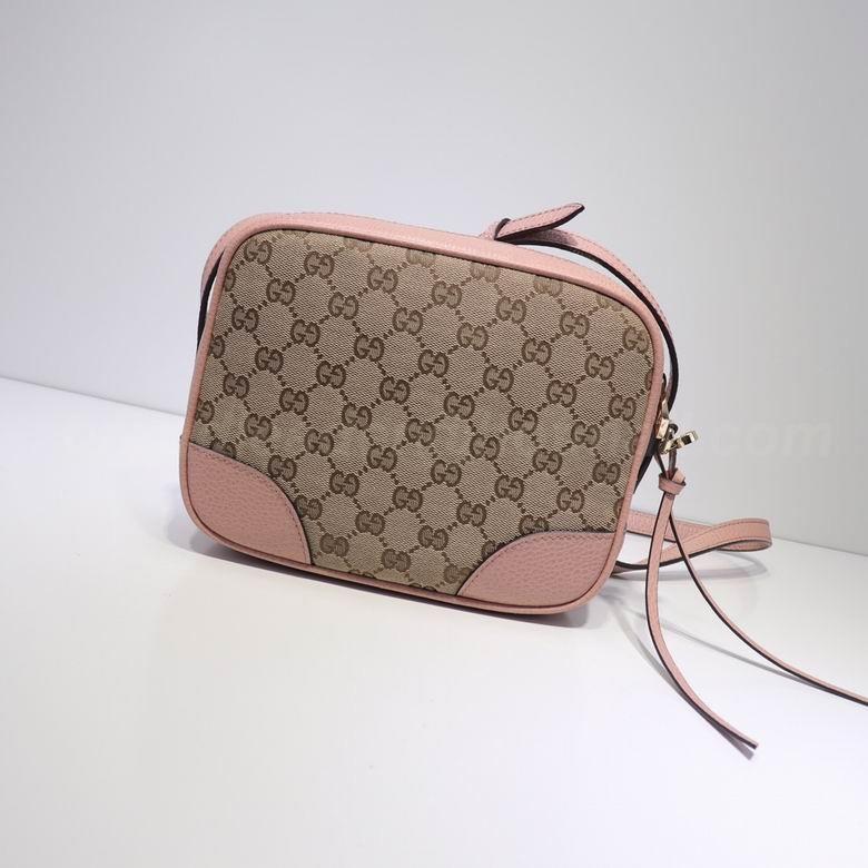 Gucci Handbags 154